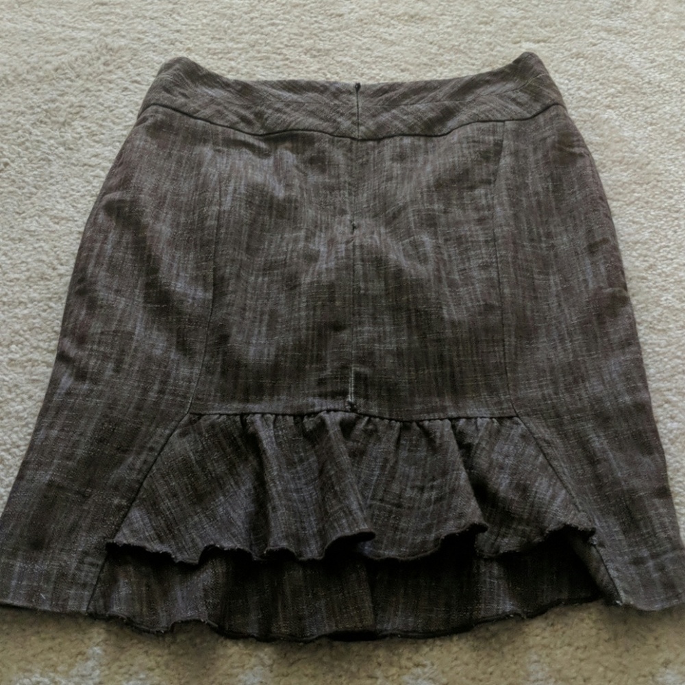 Ruffle pencil skirt by Amy Byer